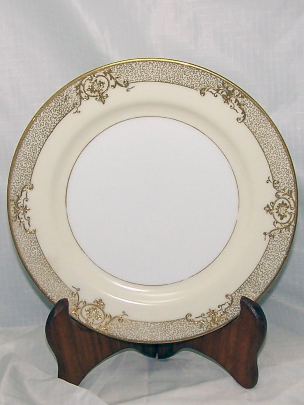 Salad Plate Cheramy by NORITAKE